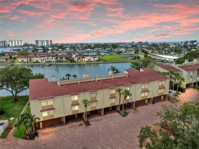 2 bedroom Condominium at 459 Haven Point Drive, Village Of Paradise Island, Treasure Island — photo 1