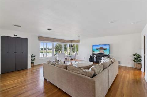 290 Carroll Street, Clermont FL - photo 6 of 6