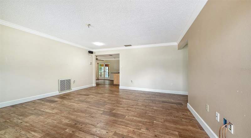 2 bedroom Single Family Residence at 4090 Groveland Avenue, Grove Park, Sarasota — photo 3