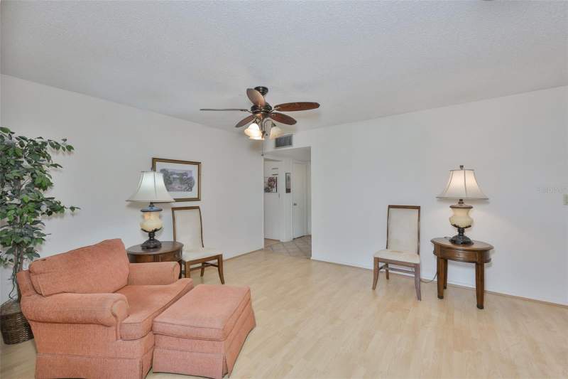2 bedroom Single Family Residence at 1525 Allegheny Drive, Del Webbs Sun City Florida Un, Sun City Center — photo 5