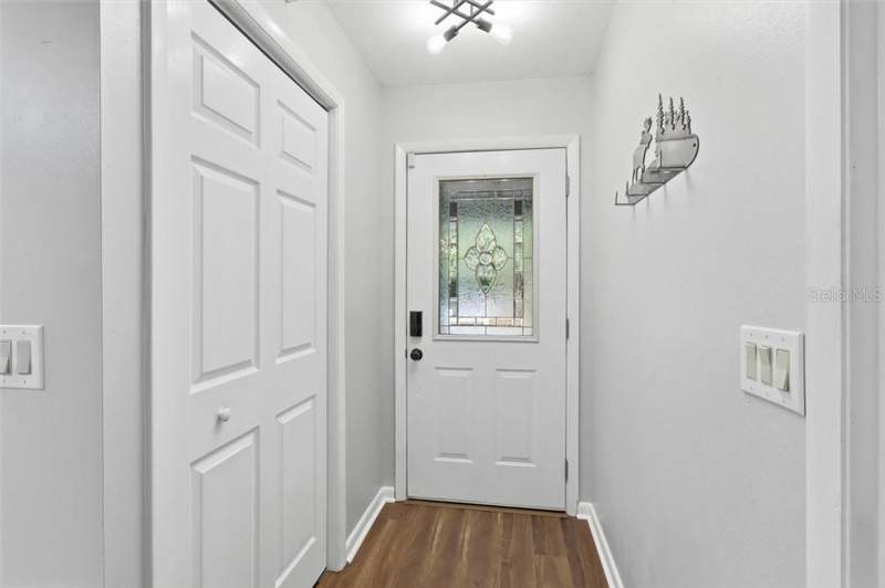 2 bedroom Single Family Residence at 2180 W Learwood Place, Beverly Hills, Beverly Hills — photo 3