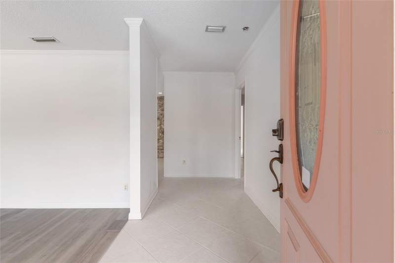 3 bedroom Single Family Residence at 1410 NW 28th Street, Ridgewood, Gainesville — photo 2