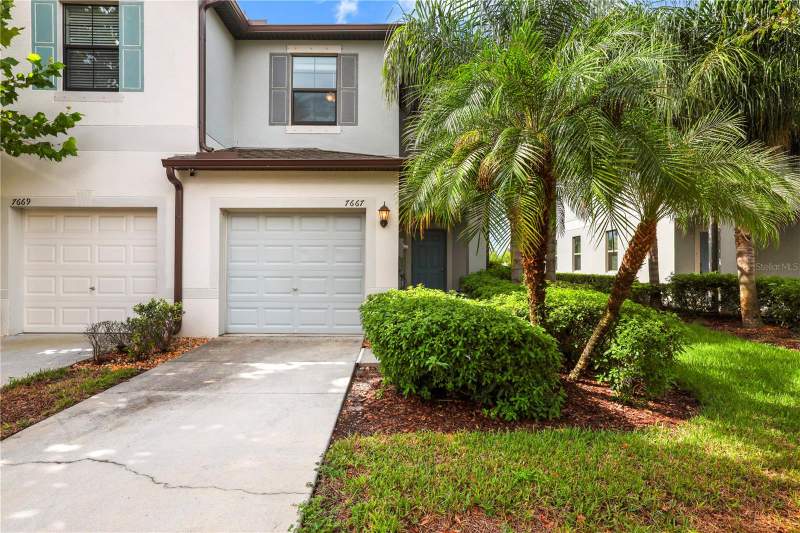 2 bedroom Townhouse at 7667 Ginger Lily Court, Touchstone Ph 1, Tampa — photo 5