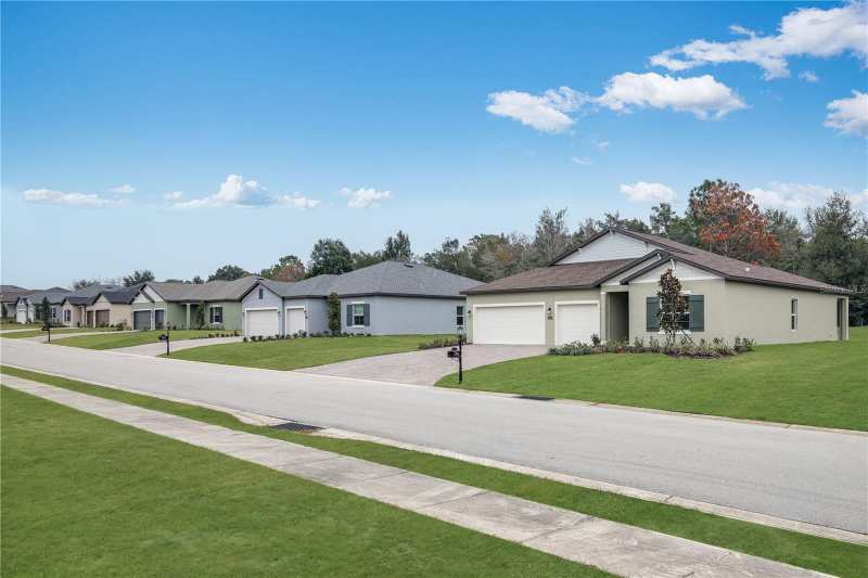 5 bedroom Single Family Residence at 17836 SW 68th Place, Juliette Falls, Dunnellon — photo 1