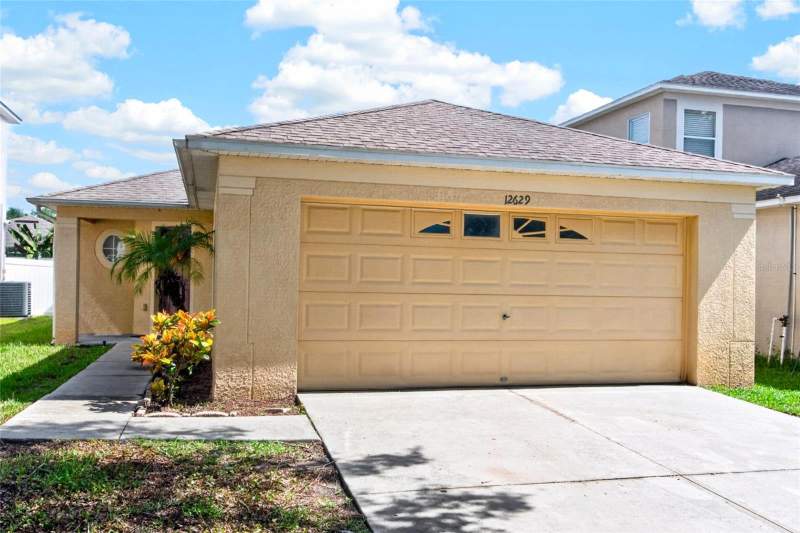 3 bedroom Single Family Residence at 12629 Evington Point Drive, Panther Trace Ph 2A-2 Unit, Riverview — photo 2