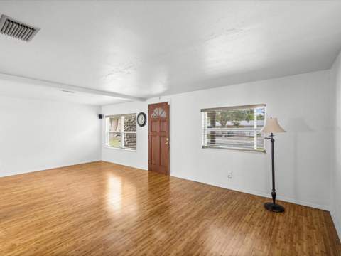 5291 43rd Avenue, St Petersburg FL - photo 6 of 6