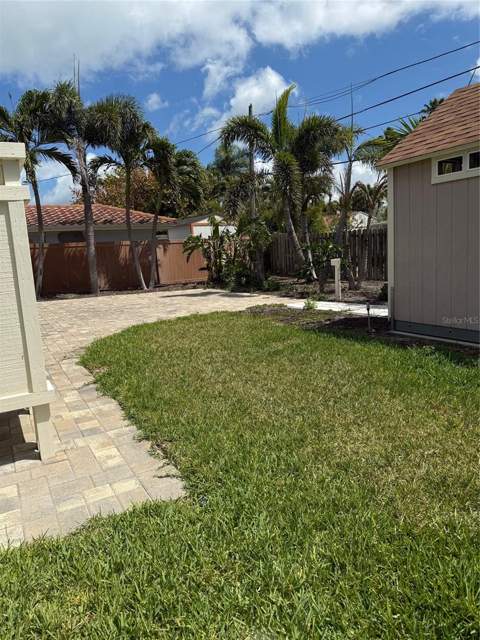 833 Lantana Avenue, Clearwater Beach FL - photo 10 of 38