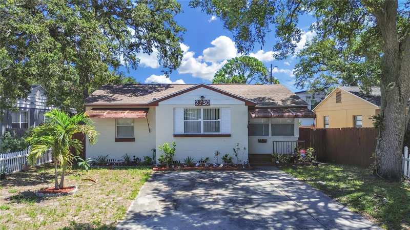 2 bedroom Single Family Residence at 2730 Edwards Avenue, Ling-A-Mor Sub, St Petersburg — photo 1