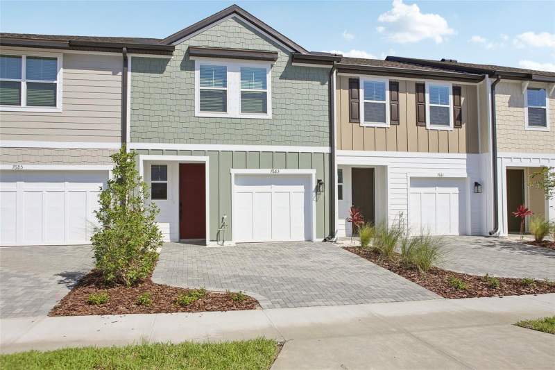 Montague TownhomesHomes for Sale in Tampa, FL