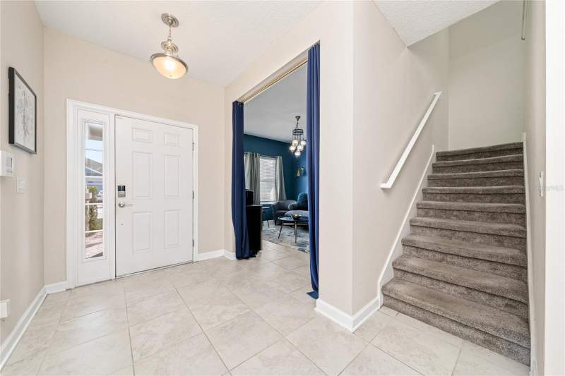 4 bedroom Single Family Residence at 11059 Longleaf Woods Drive, Oaks/Moss Park Ph N2 & O, Orlando — photo 2