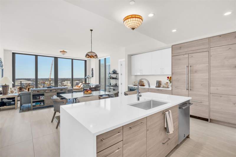 2 bedroom Condominium at 301 1st Street #3305, Saltaire Condo, St Petersburg — photo 4