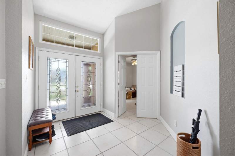 5 bedroom Single Family Residence at 2112 Heritage Crest Drive, Heritage Crest, Valrico — photo 5