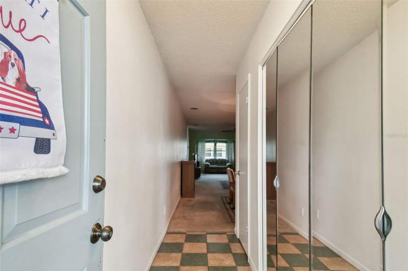 1 bedroom Condominium at 11200 102nd Avenue #48, Twin Oaks Apts, Seminole — photo 4