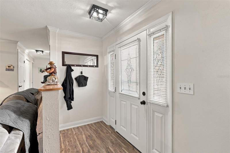 3 bedroom Single Family Residence at 1010 Red Bay Terrace, Port Charlotte Sec 023, Port Charlotte — photo 4