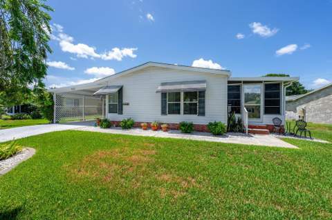 1226 Pompano Lane, Lady Lake FL - photo 6 of 63