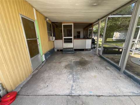 702 Jersey Court, home for sale in Dundee 33838
