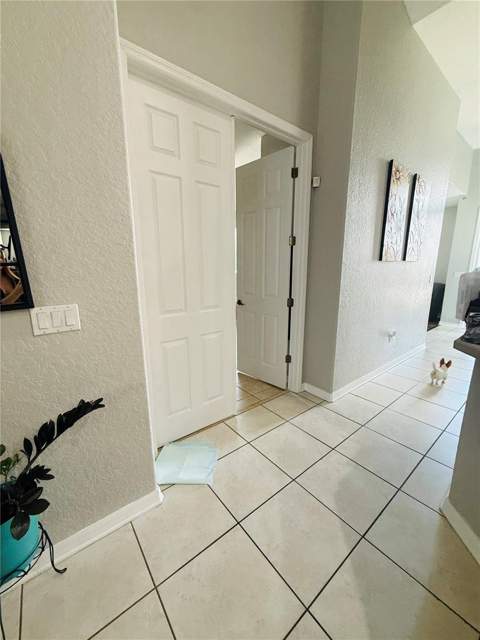 2240 Bagdad Avenue, Orlando FL - photo 7 of 43