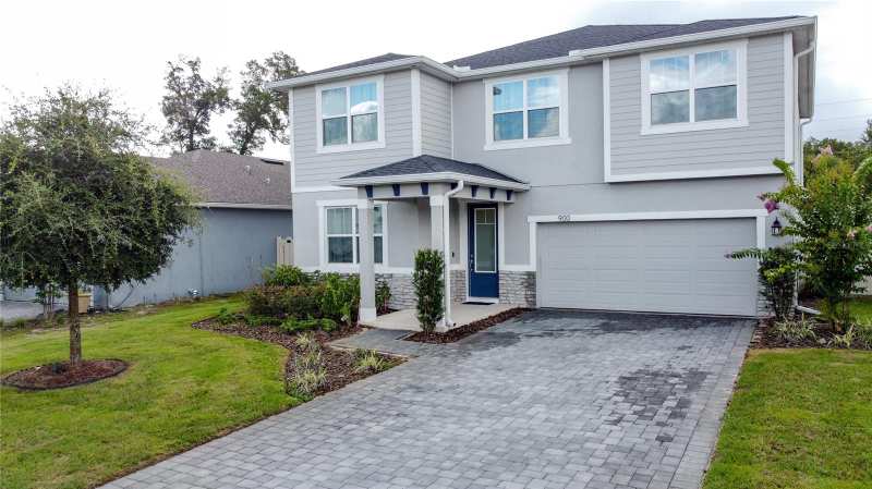 5 bedroom Single Family Residence at 900 Honey Petal Lane, Addison Lndg, Deland — photo 1