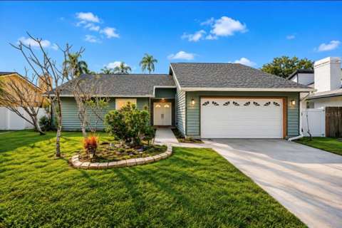 10906 Autumn Oak Place, home for sale in Tampa 33618