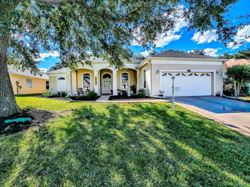 3 bedroom Single Family Residence at 24239 Belle Mede Drive, Plantation At Leesburg Belle Terre Village L, Leesburg — photo 2
