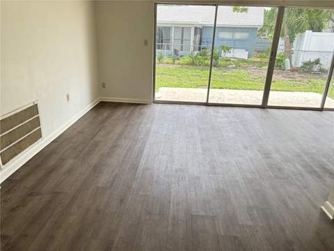 8302 N Flintrock Court, Tampa FL - photo 15 of 18