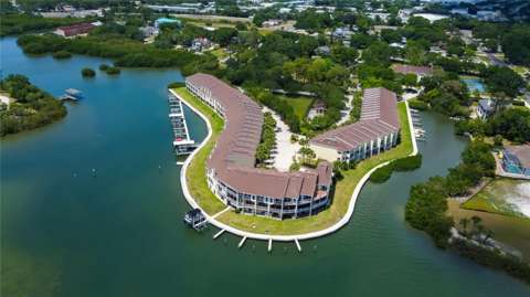 129 Brent Circle, gated community for sale in Oldsmar