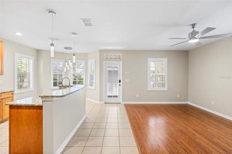 5906 Beaconpark Street, Lithia FL - photo 14 of 81