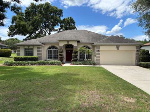 561 Strathclyde Court, $300k–$500k for sale in Apopka