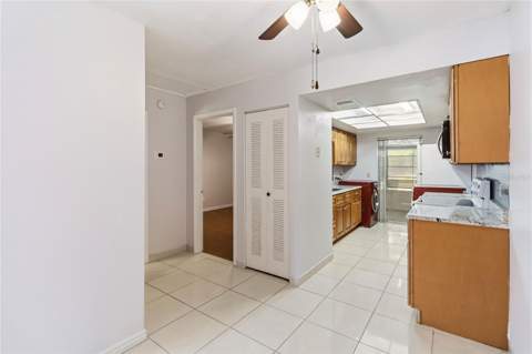 74 S Marbrisa Way, Kissimmee FL - photo 8 of 24