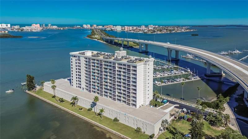 2 bedroom Condominium at 100 Pierce Street #703, Pierce 100 Condo, Clearwater — photo 2
