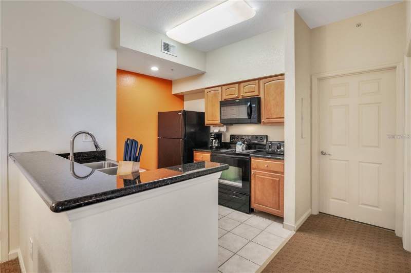 2 bedroom Condominium at 8101 Resort Village Drive #3905, Lake Buena Vista Resort, Orlando — photo 3
