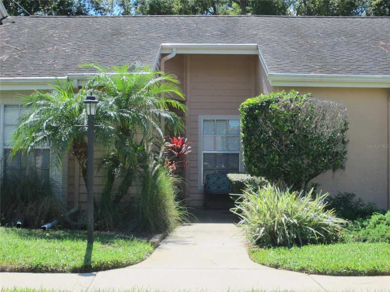 1 bedroom Townhouse at 4922 Grist Mill Circle, Heritage Lake, New Port Richey — photo 1