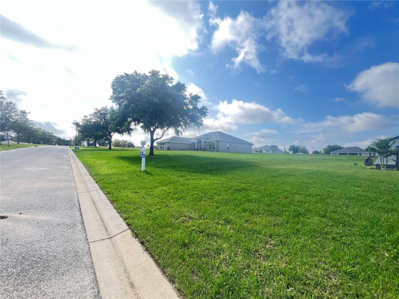 4 bedroom Single Family Residence at 37298 Hidden View Circle, Hill Country Estates, Dade City — photo 3