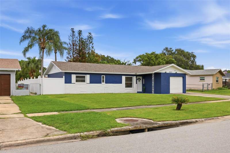 3 bedroom Single Family Residence at 8301 Sarnow Drive, East Orlando Sec 04 Rep, Orlando — photo 2