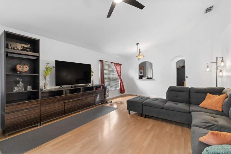 3 bedroom Single Family Residence at 10731 Navigation Drive, Panther Trace Ph 1A, Riverview — photo 5