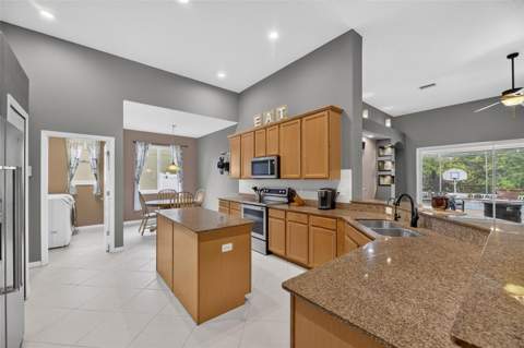 13311 Graham Yarden Drive, Riverview FL - photo 14 of 98
