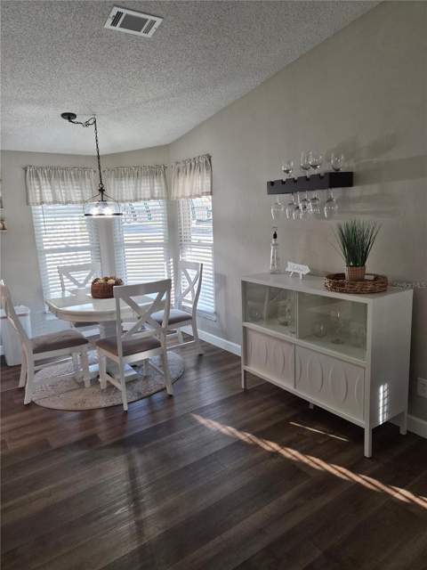 508 Saint Andrews Boulevard, Lady Lake FL - photo 6 of 37