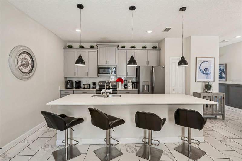 4 bedroom Townhouse at 218 OCEAN COURSE AVENUE, STONEYBROOK SOUTH NORTH PRCL PH 1, DAVENPORT — photo 3