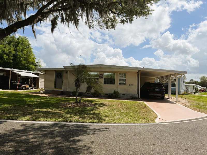 2 bedroom Mobile Home at 121 Azalea Trail, Hawthorne At Leesburg A Coop, Leesburg — photo 1