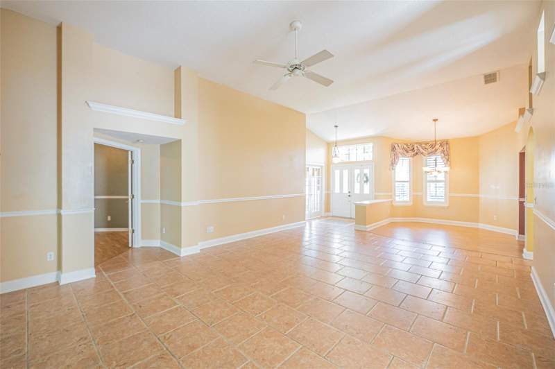 2 bedroom Single Family Residence at 7004 Pine Hollow Drive, The Country Club Of Mount Dora Phase Ii-2, Mount Dora — photo 5