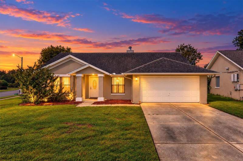 4 bedroom Single Family Residence at 767 Tomlinson Terrace, Lakewood At The Crossings Unit 4, Lake Mary — photo 2