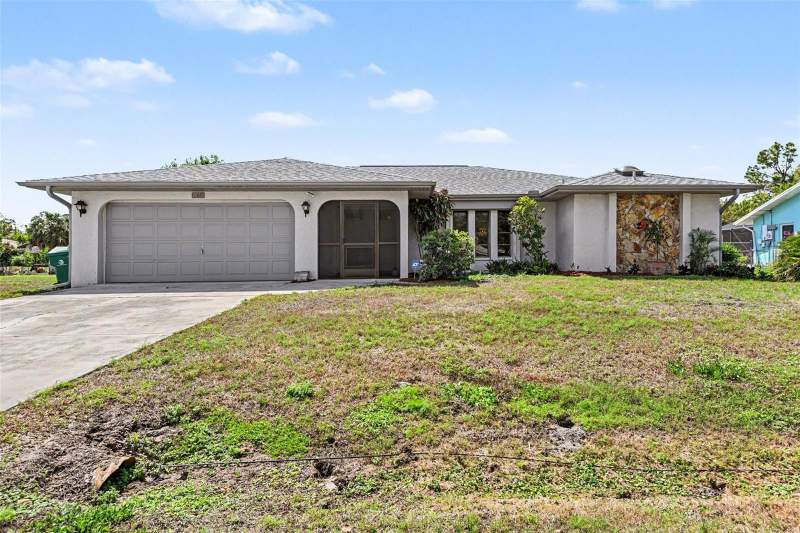 3 bedroom Single Family Residence at 1109 Ample Avenue, Port Charlotte Sec 023, Port Charlotte — photo 2