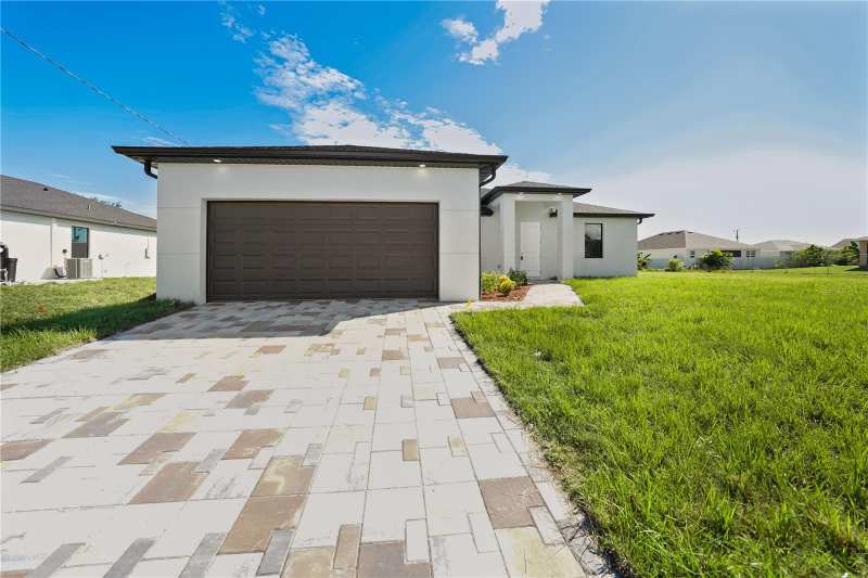 4 bedroom Single Family Residence at 2458 NW 9th Terrace, Cape Coral, Cape Coral — photo 1