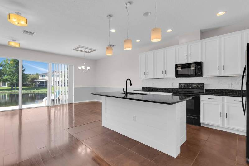 3 bedroom Townhouse at 2726 River Landing Drive, Riverview Twnhms Ph II, Sanford — photo 2