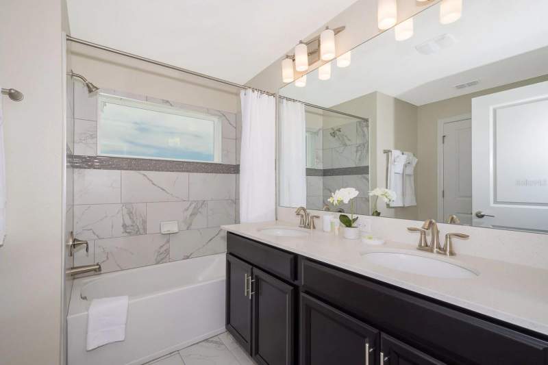 5 bedroom Single Family Residence at 8987 Backswing Way, Stoneybrook South North Prcl Ph 3, Davenport — photo 5