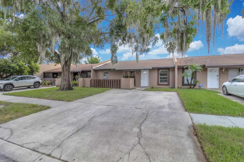 3 bedroom Single Family Residence at 3143 Stonecastle Road, Royal Manor Villas, Orlando — photo 1