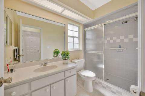 37157 Foxrun Place, Zephyrhills FL - photo 11 of 20