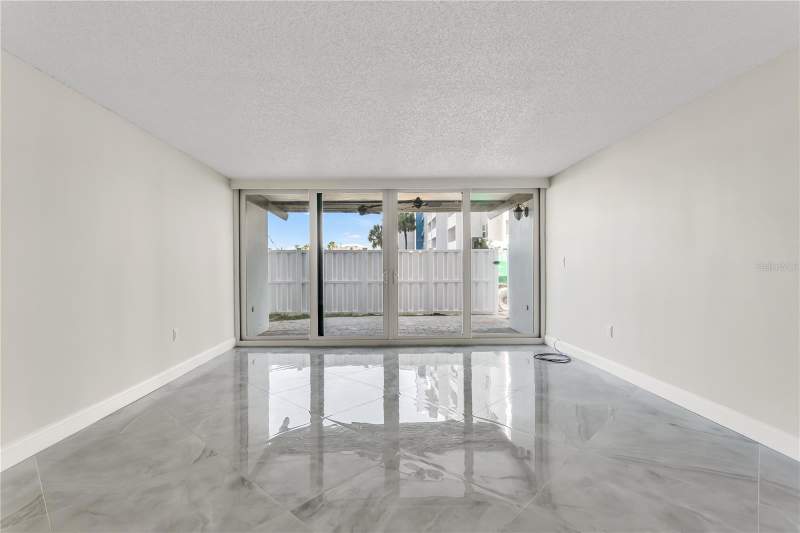 2 bedroom Condominium at 450 Treasure Island Causeway #104, Treasure Island Tennis & Yacht Club, Treasure Island — photo 3