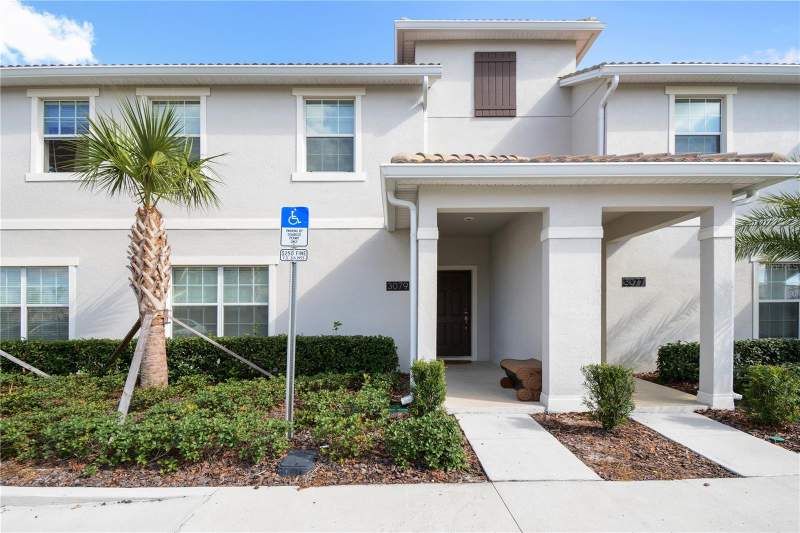 4 bedroom Townhouse at 3079 Tom Sawyer Drive, Storey Lake Ph 2, Kissimmee — photo 2