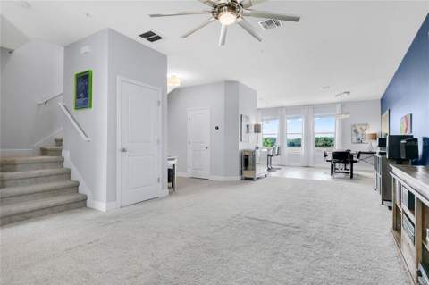 10534 Green Ivy Lane, Orlando FL - photo 7 of 35